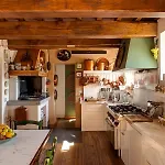 Casa Eugenia 8, Emma Pesaro