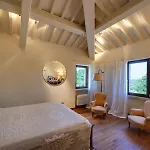 Casa Eugenia 8, Emma Villa