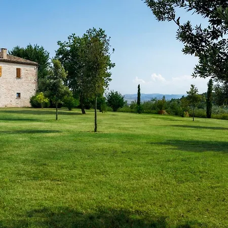 Casa Eugenia 8, Emma Pesaro