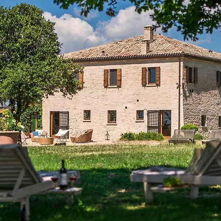 Casa Eugenia 8, Emma Pesaro