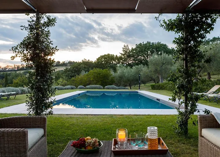 Casa Eugenia 8, Emma *