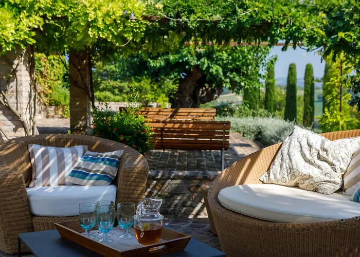 Casa Eugenia 8, Emma Villa