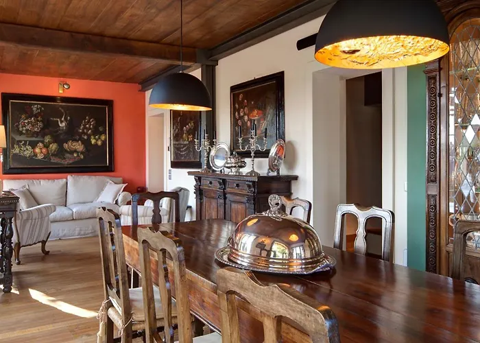 Casa Eugenia 8, Emma Pesaro